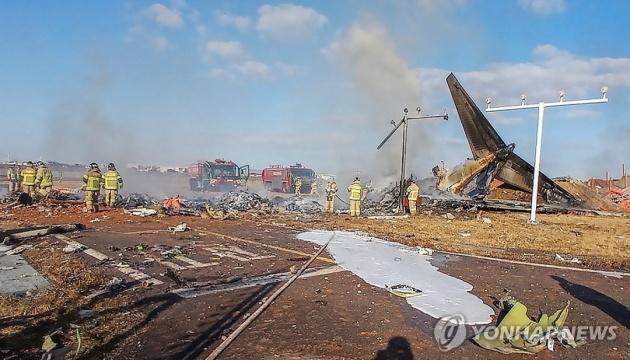 ОНОВЛЕНО: У Південній Кореї сталася авіакатастрофа, в результаті якої загинули 179 людей.