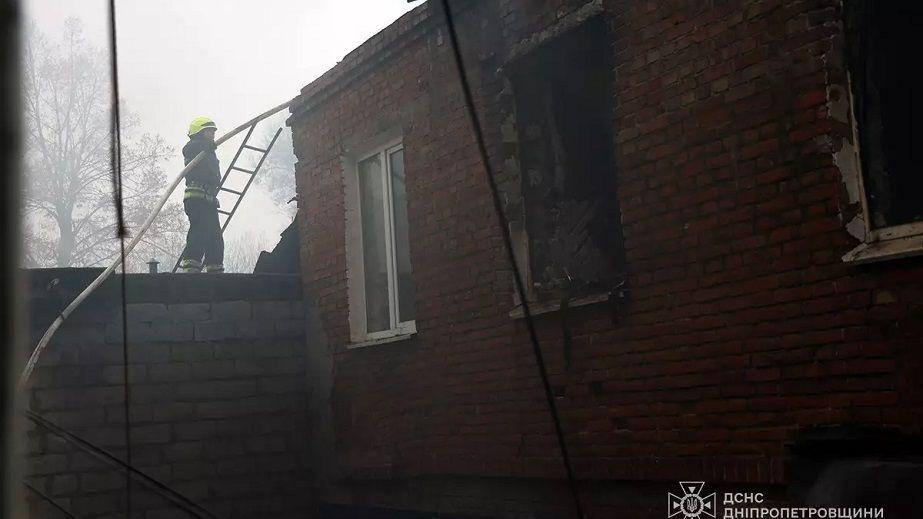 Rescuers shared footage of a fire in the heart of Dnipro, where one person has been injured. (PHOTOS, VIDEO)