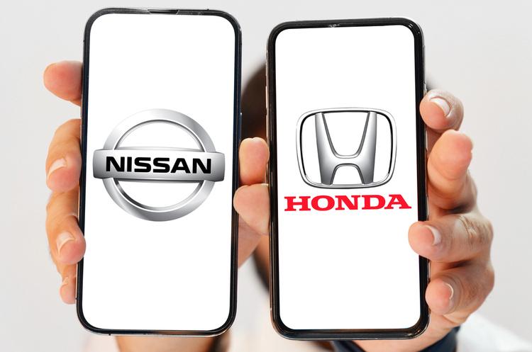 Nissan має намір зупинити переговори щодо злиття з Honda, повідомляє Reuters.