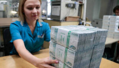 Швейцарські банки продовжують приймати рублі з Росії,